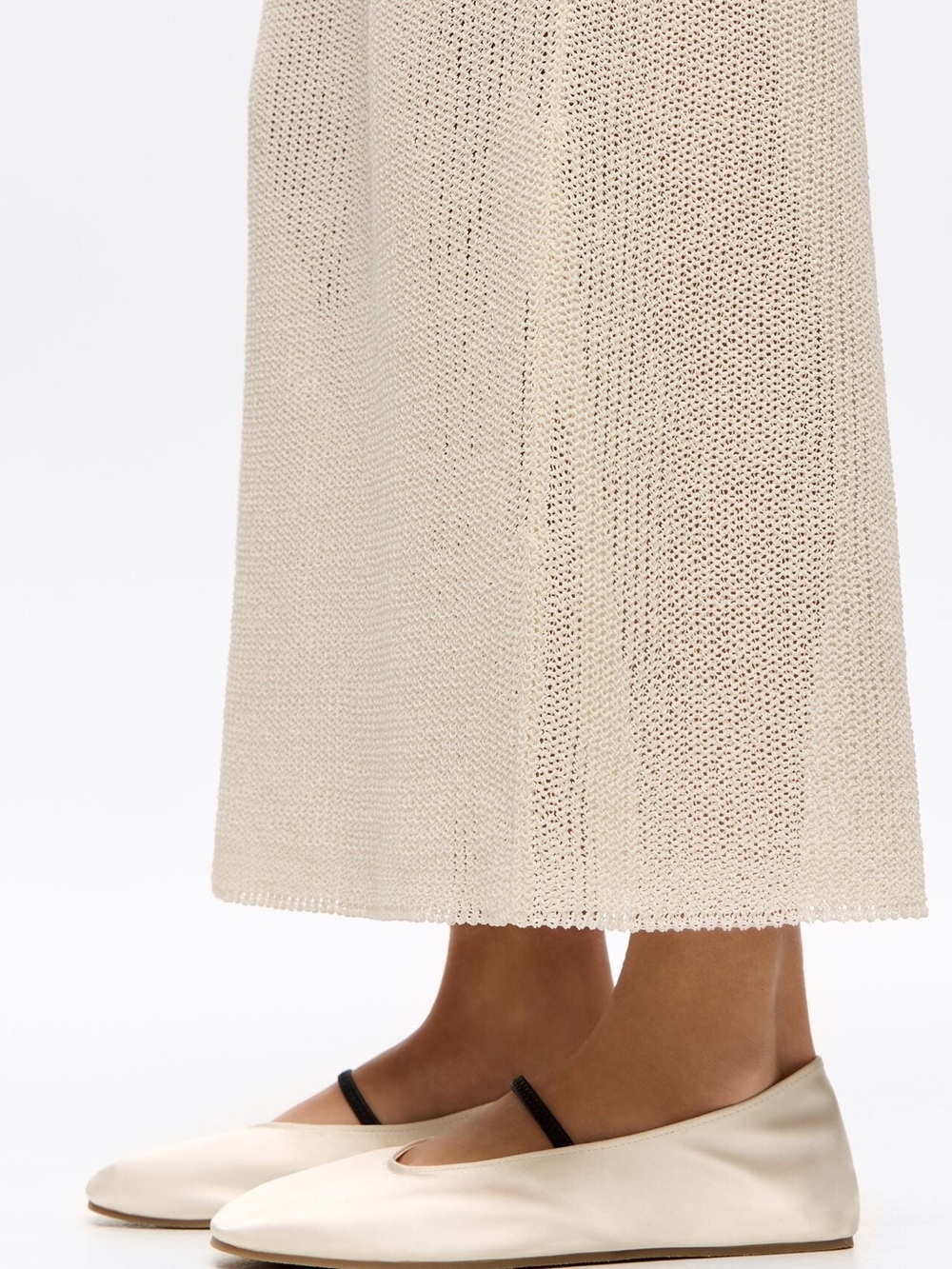 Bimba Y Lola White Satin Ballerina Flat - Picture 2 of 12